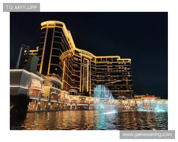 澳门带皇冠的大楼的夜景拍摄技巧与最佳观赏角度全指南